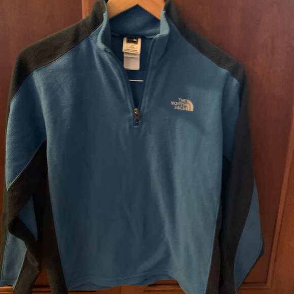 North Face 1/4 Zip Fleece - Picture 8 of 8